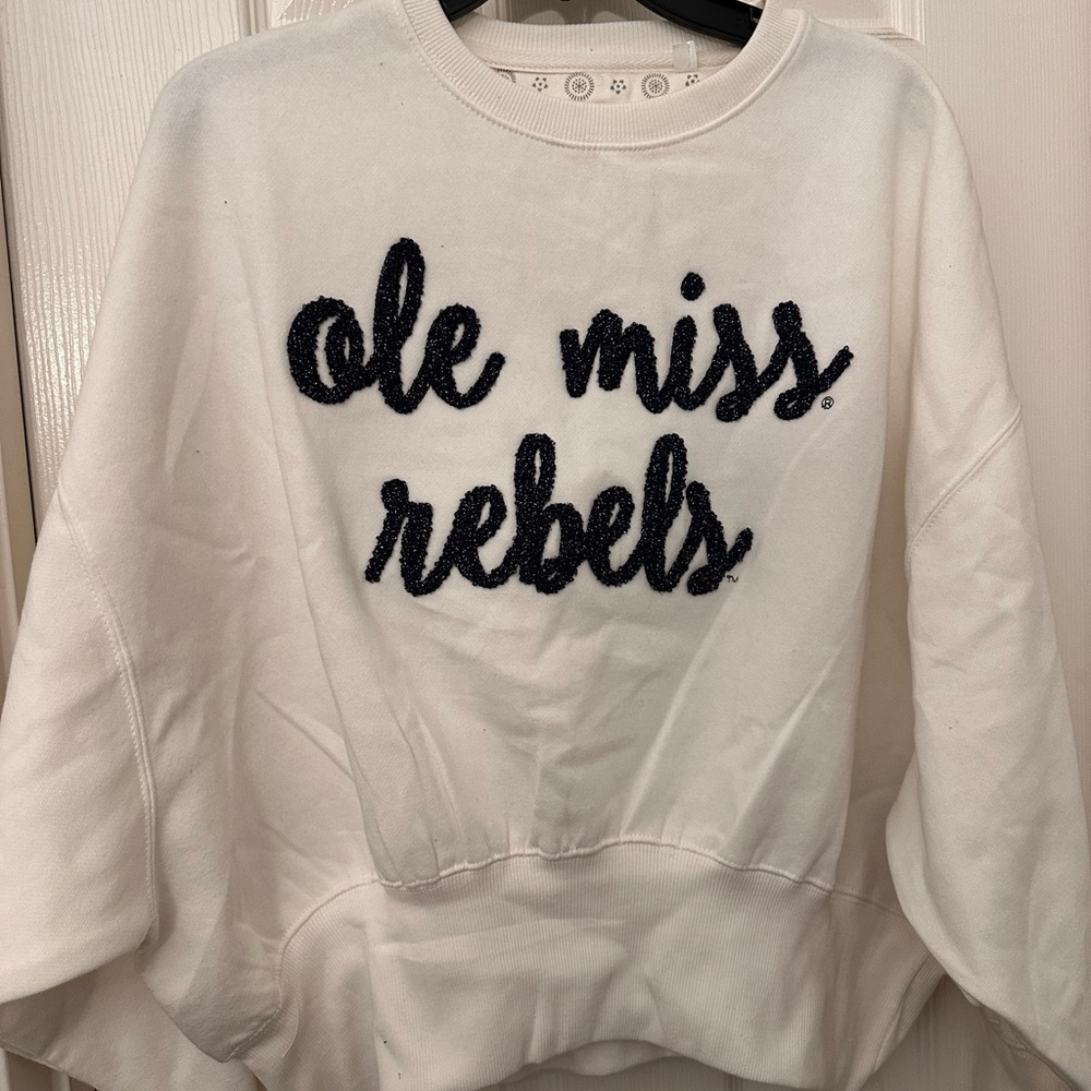 NWOT Ole Miss Rebels White Crewneck Oversized Sweater
